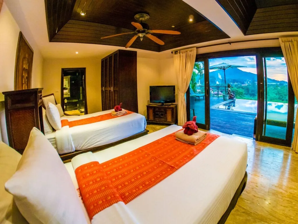 Bedroom No2 03