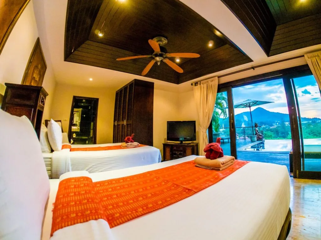 Bedroom No2 04