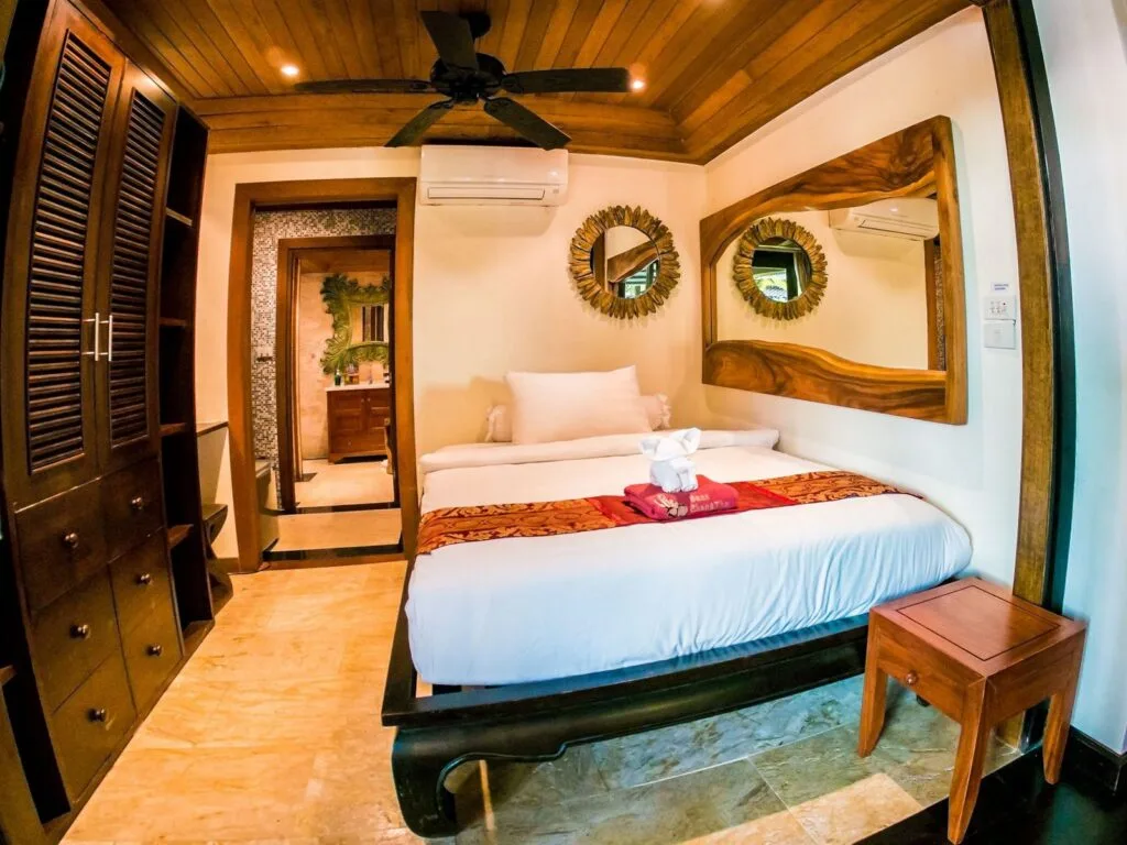 Bedroom No8 02