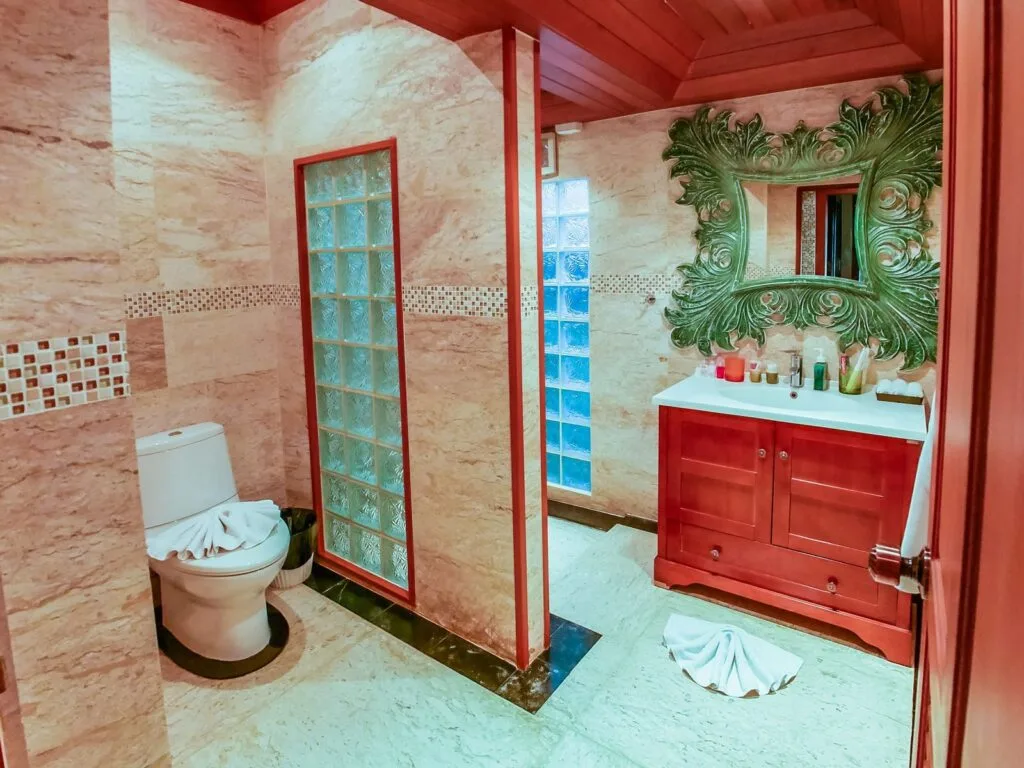 Bedroom No8 03