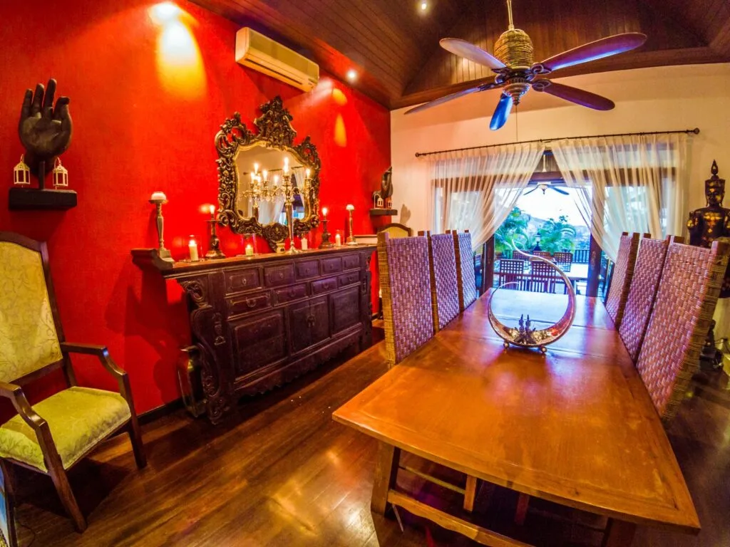 Kitchen and Dinning Room 004