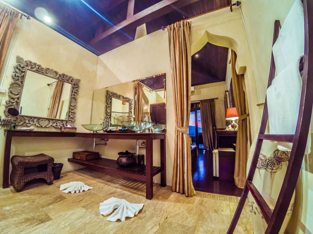Master Bedroom No. 7 - 03